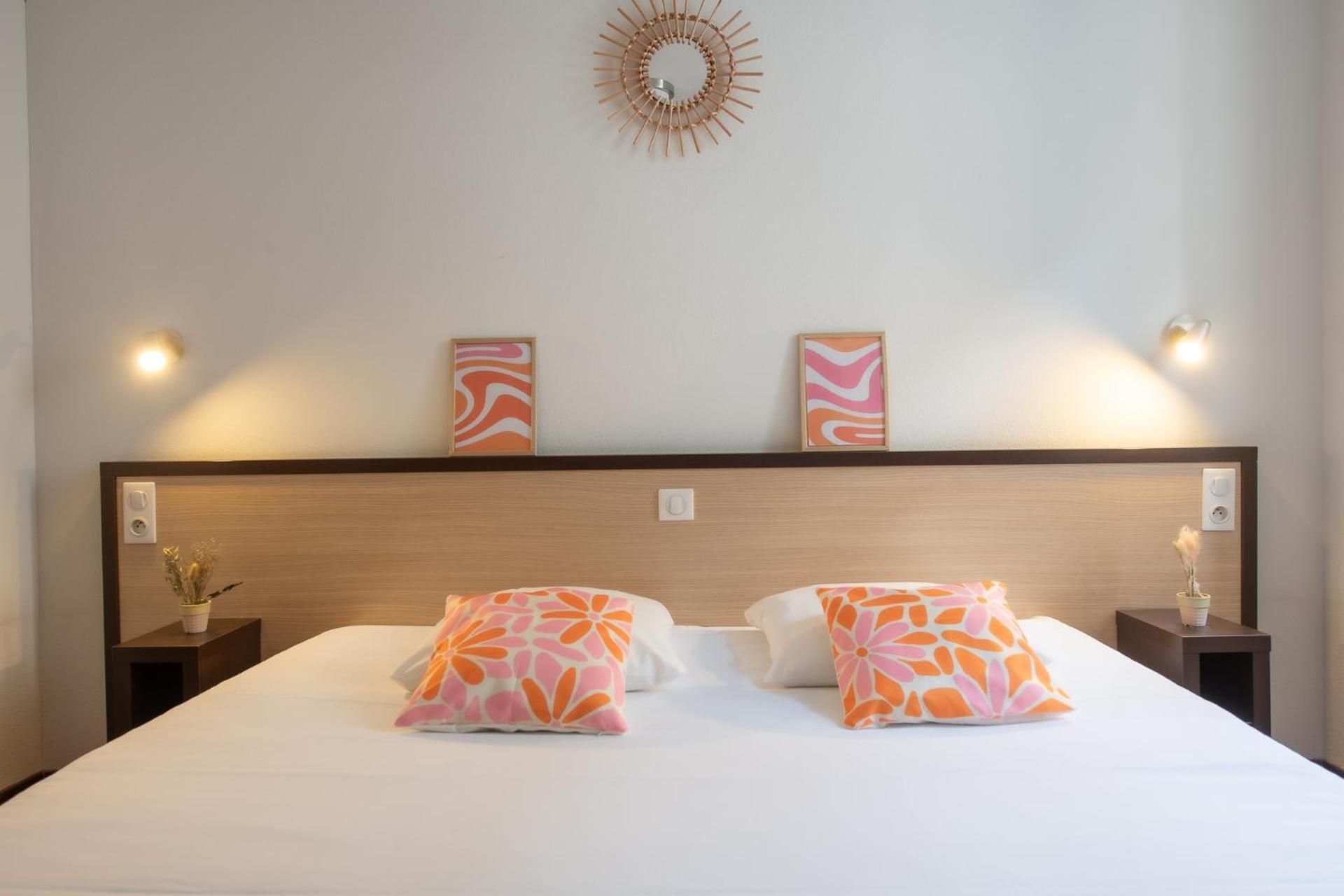 Logis Hotel Le Commerce Navarrenx Εξωτερικό φωτογραφία