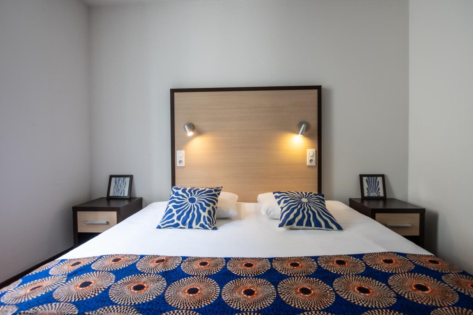 Logis Hotel Le Commerce Navarrenx Εξωτερικό φωτογραφία